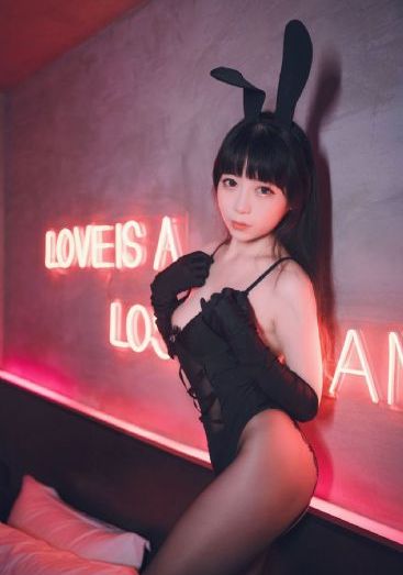人人揉揉香蕉大免费潮喷_720超清在线观看