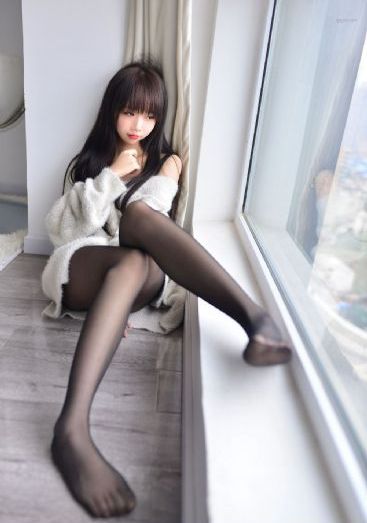 日韩色二片精品_4K在线播放