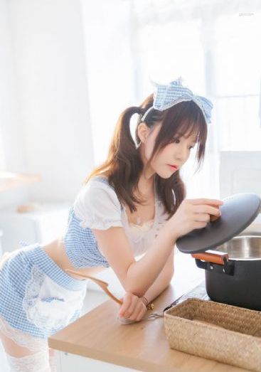 扒开少妇的粉嫩小泬_日韩在线播放专区