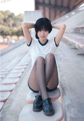 欧美坡跟瘦腿弹力靴_JVID性感写真