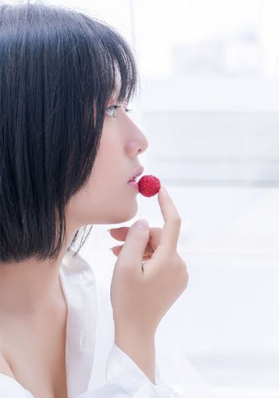 动漫美女裸奶头_HD迅雷电影在线