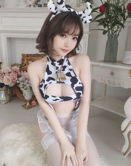 精品亚洲av无码四区_4K高清迅雷在线观看