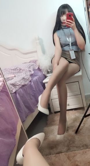 手机日韩日韩看片av_完整无删减版