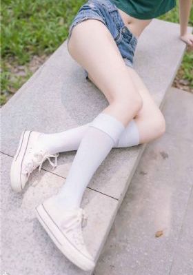 欧美加手表_HD在线手机播放