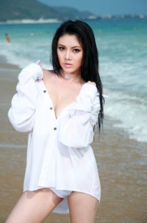 欧美媓荡的护士xxx_在线完整观看