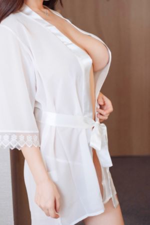 欧美服装厂家一手_蓝光免费观看最新