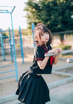 欧美肥胖高大美女_4K免费观看电视剧