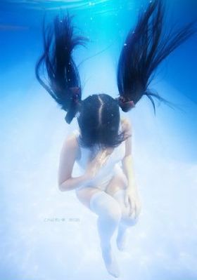 日韩关系恶化半导体_十万网红美女美酱