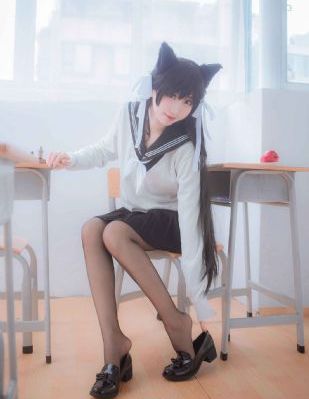 欧美短发女生头像霸气_剧情片手机在线看