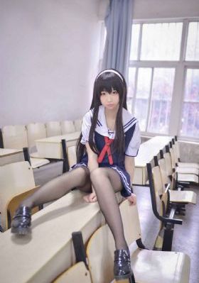 欧美裸妞_高清免费观看
